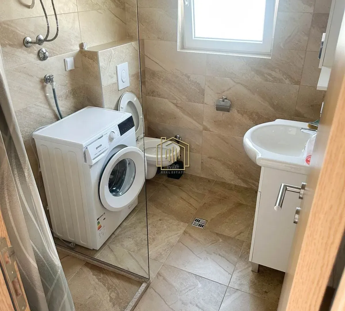 Rent, one bedroom apartment, 40m², Zlatica, Podgorica