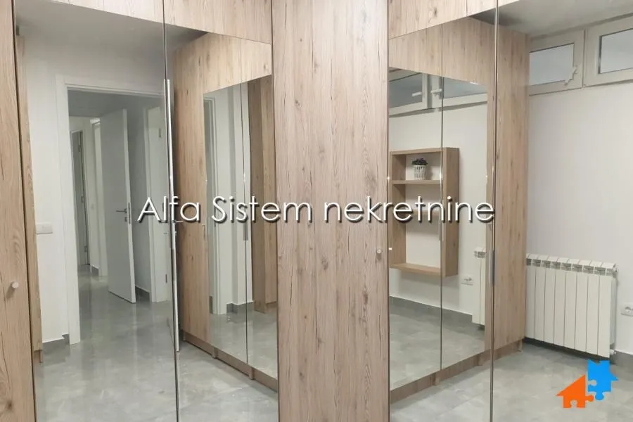 Izdavanje, trosoban stan, 100m², Novi Beograd Sve Podlokacije, Beograd