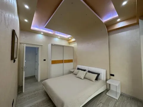 Izdavanje, stan, 162m², Budva, Crna Gora - image 30