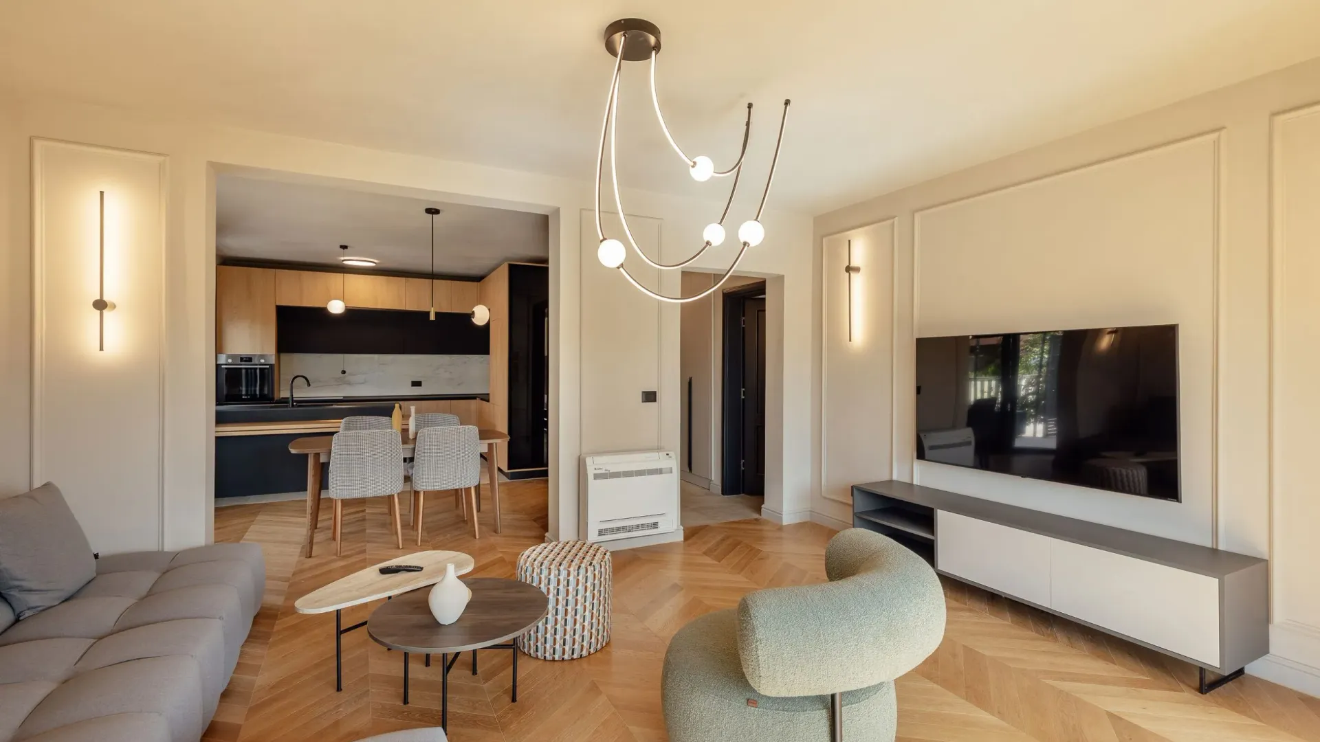 Prodaja, dvosoban stan, 180m², Savina, Herceg Novi