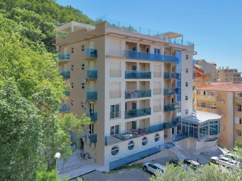 Prodaja, trosoban stan, 110m², Pržno, Budva - image 2