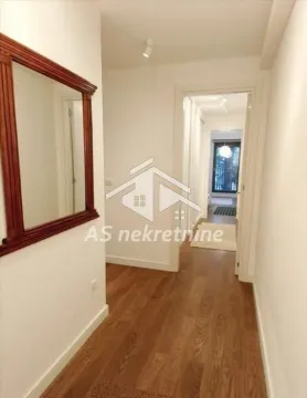 Izdavanje, trosoban stan, 99m², Kalenić Pijaca, Vračar Sve Podlokacije - image 16