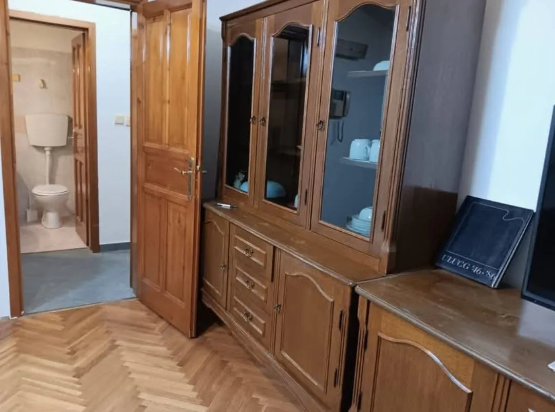 Izdavanje, garsonjera, 25m², Stara Varoš, Podgorica