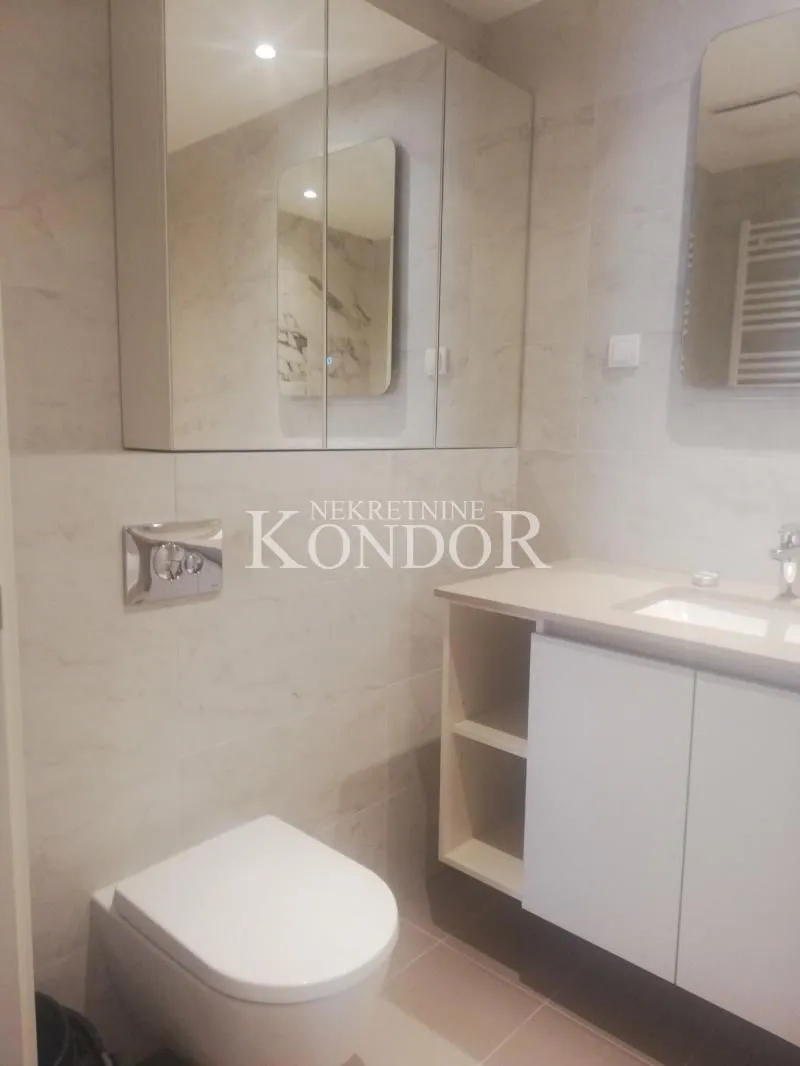 Prodaja, trosoban stan, 81m², Beograd Na Vodi, Beograd