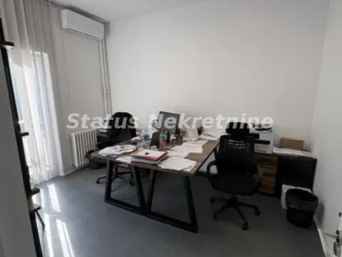 Izdavanje, poslovni prostor, 120m², Stari grad, Novi Sad - image 8