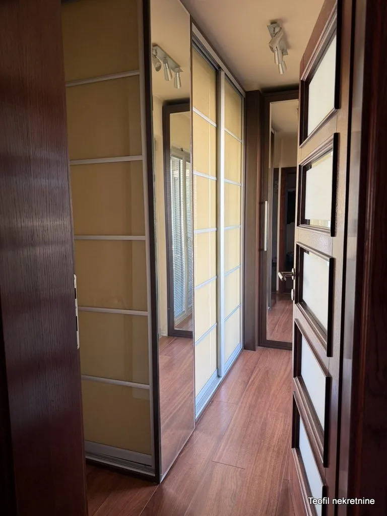 Prodaja, kuća, 250m², Nova Pazova, Stara Pazova