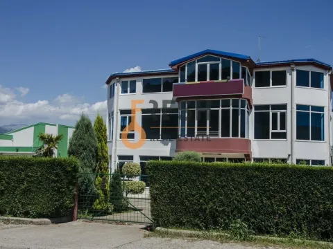 Sale, office space, 900m², Ostalo, Podgorica - image 2