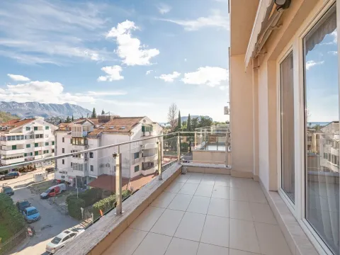 Sale, three bedroom apartment, 170m², Centar, Budva - image 20