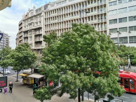 Izdavanje, poslovni prostor, 180m², Stari Grad, Beograd - image 2