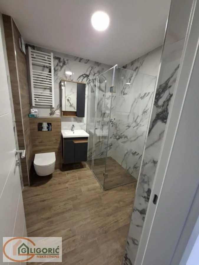 Prodaja, dvosoban stan, 59m², Pančevo, Srbija