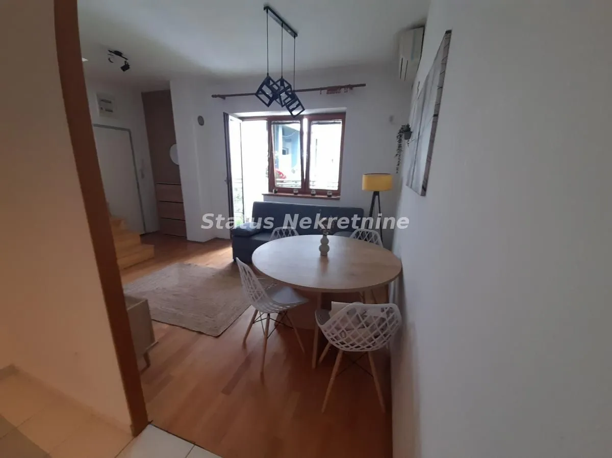 Prodaja, jednosoban stan, 42m², Centar, Novi Sad