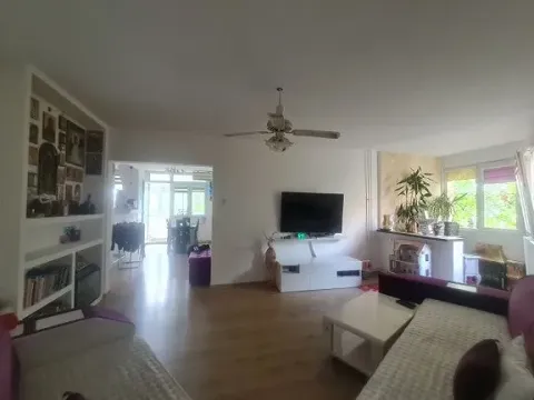 Sale, three bedroom apartment, 78m², Zemun Sve Podlokacije, Beograd - image 9