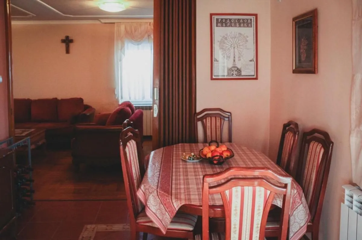Prodaja, kuća, 200m², Donji Kokoti, Podgorica