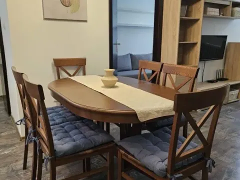 Izdavanje, dvosoban stan, 60m², Centar, Novi Sad - image 5