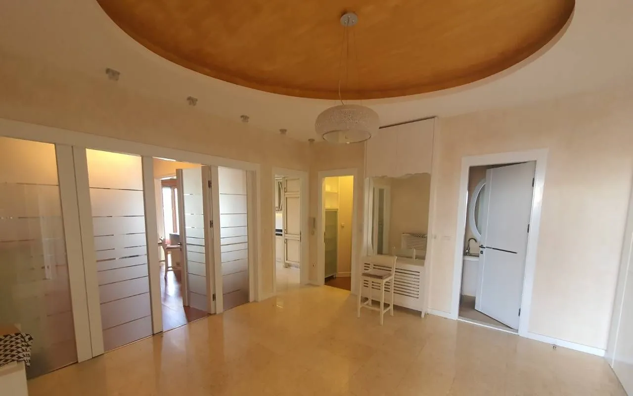 Rent, three bedroom apartment, 270m², Gorica C, Podgorica