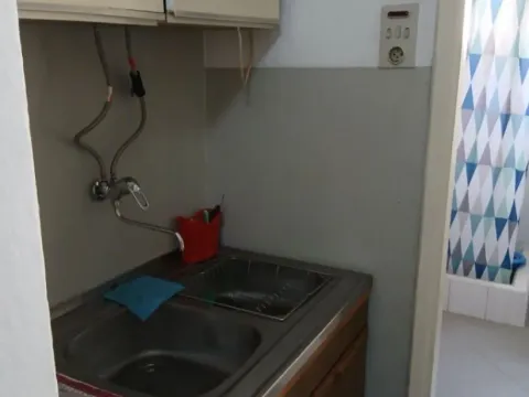 Izdavanje, dvosoban stan, Cetinje, Crna Gora - image 5