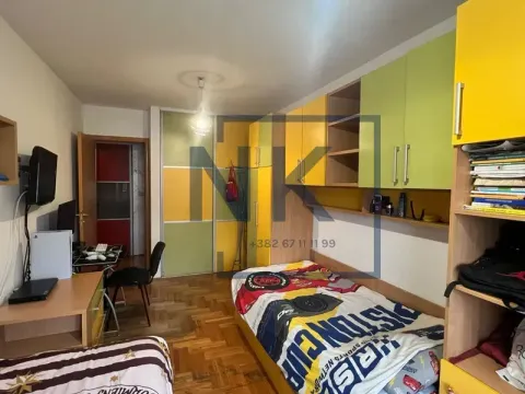 Sale, two bedroom apartment, 70m², Stari Aerodrom, Podgorica - image 6