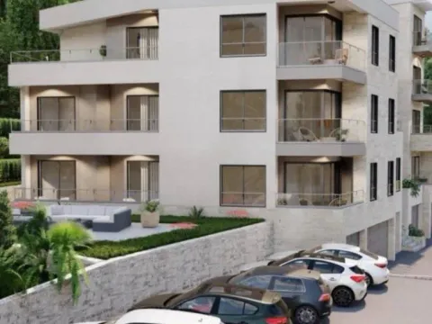 Prodaja, jednosoban stan, 42m², Tivat, Crna Gora