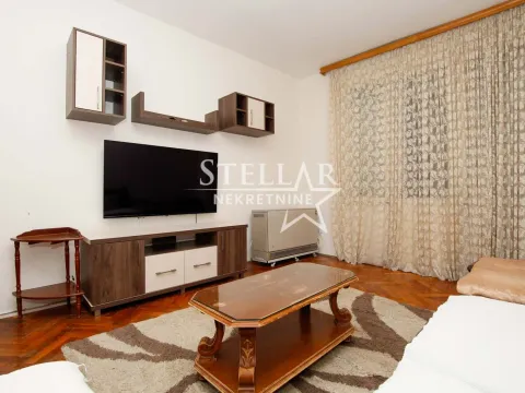 Rent, two bedroom apartment, 68m², Centar, Podgorica - image 1