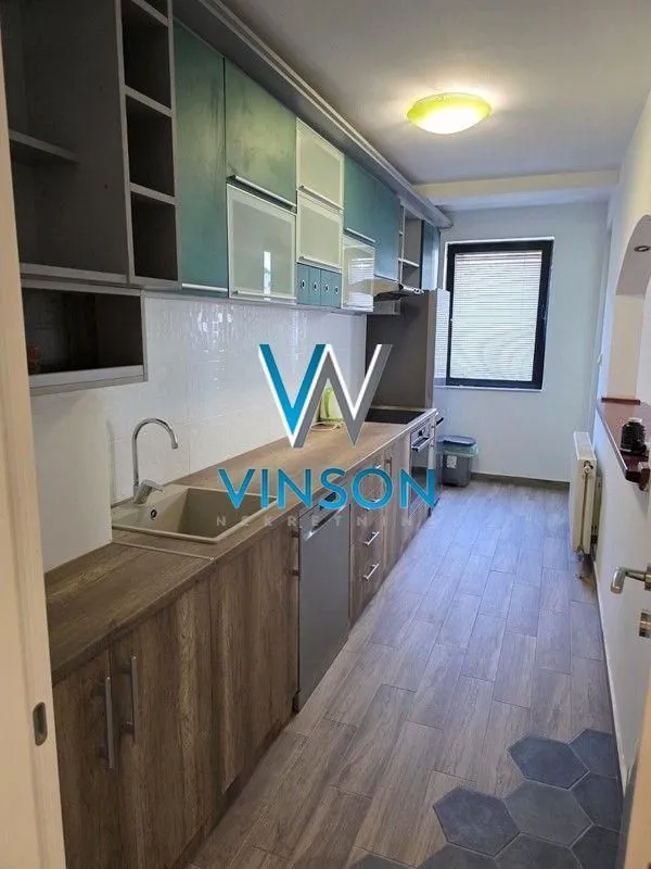 Prodaja, četvorosoban stan, 123m², Grbavica, Novi Sad Sve Podlokacije