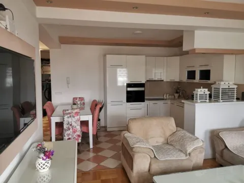 Prodaja, dvosoban stan, 72m², Bar, Crna Gora - image 7