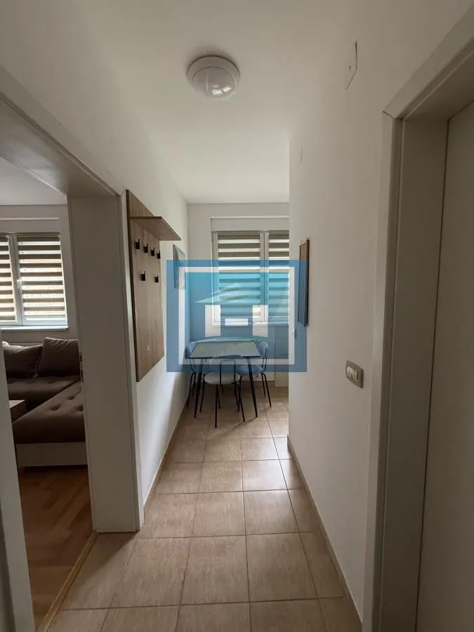 Izdavanje, jednosoban stan, 33m², Vašarište, Jagodina