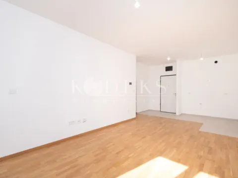 Izdavanje, jednosoban stan, 46m², Stari Aerodrom, Podgorica - image 2