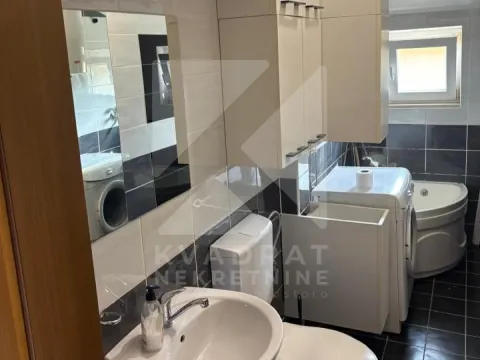 Izdavanje, jednosoban stan, 39m², Stari Aerodrom, Podgorica - image 10