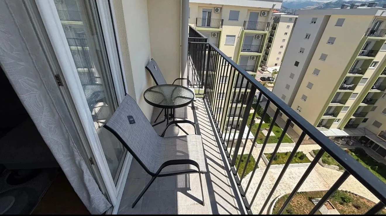 Rent, one bedroom apartment, 40m², Pobrežje, Podgorica