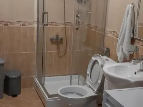 Rent, two bedroom apartment, 98m², Petrovac, Budva - image 2