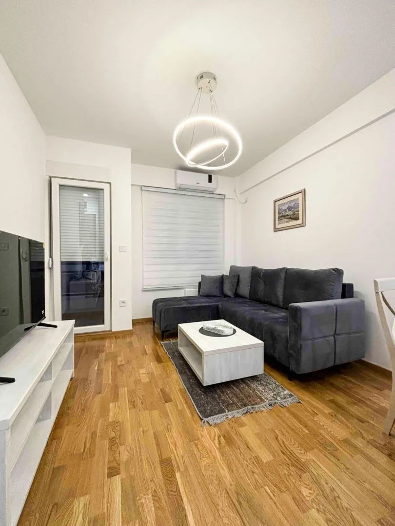 Izdavanje, jednosoban stan, 40m², Zabjelo, Podgorica