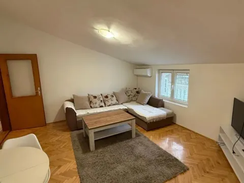 Izdavanje, stan, 65m², Zagorič, Podgorica - image 3