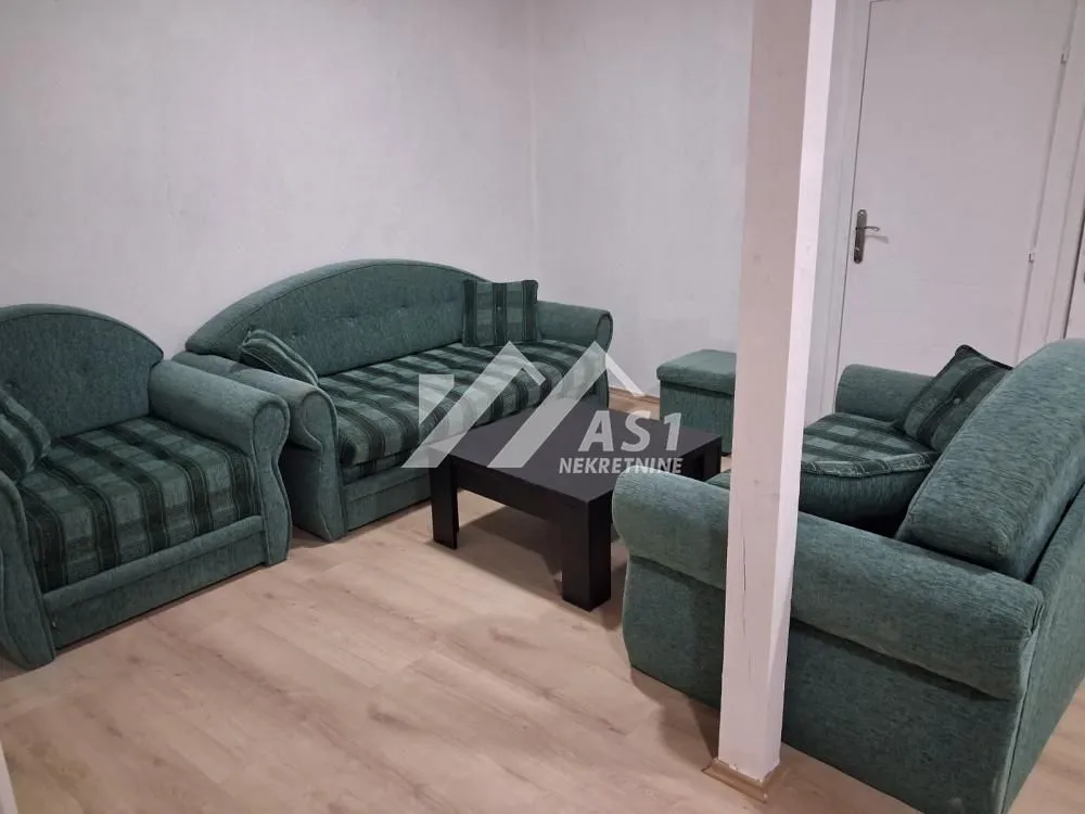 Izdavanje, kuća, 130m², Ribnjak, Petrovaradin