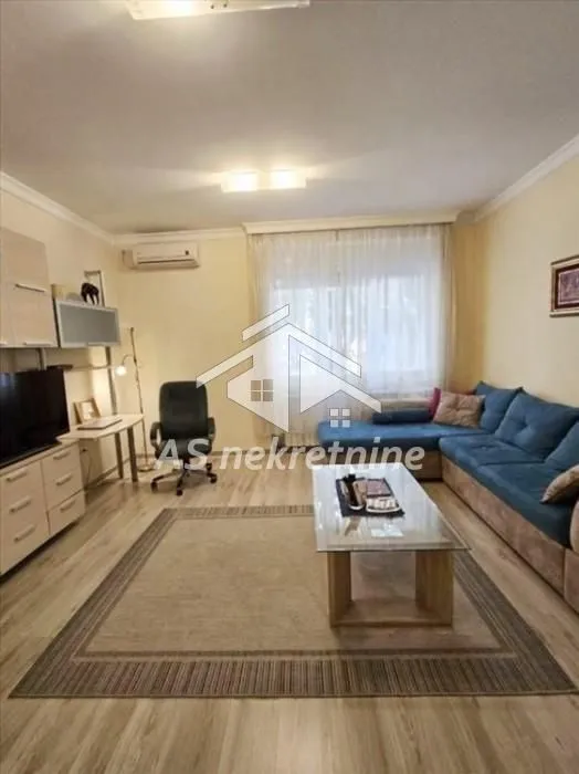 Rent, two bedroom apartment, 50m², Stari Grad, Beograd