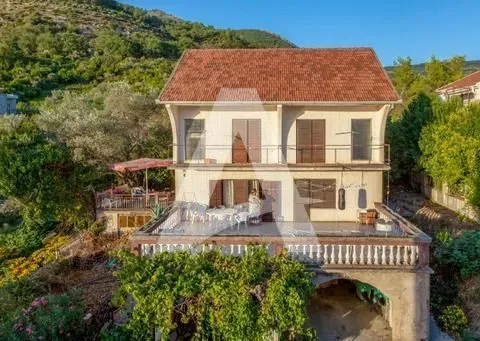 Prodaja, kuća, 136m², Tivat, Crna Gora - image 5