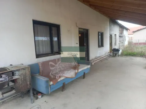 Sale, house, 219m², Medjulužje, Mladenovac - image 5