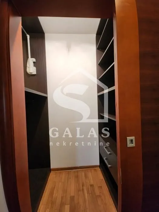 Rent, apartment, 130m², Vračar Hram, Vračar Sve Podlokacije