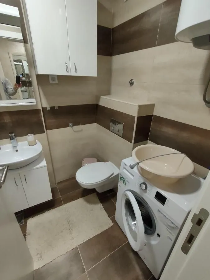 Izdavanje, dvosoban stan, 43m², Telep, Novi Sad Sve Podlokacije