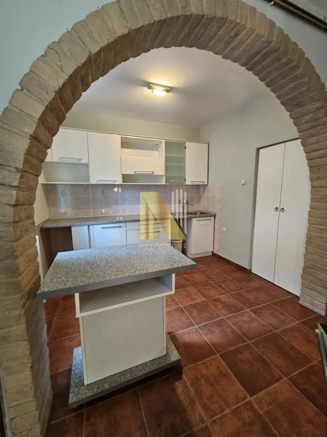 Prodaja, stan, 252m², Centar, Subotica
