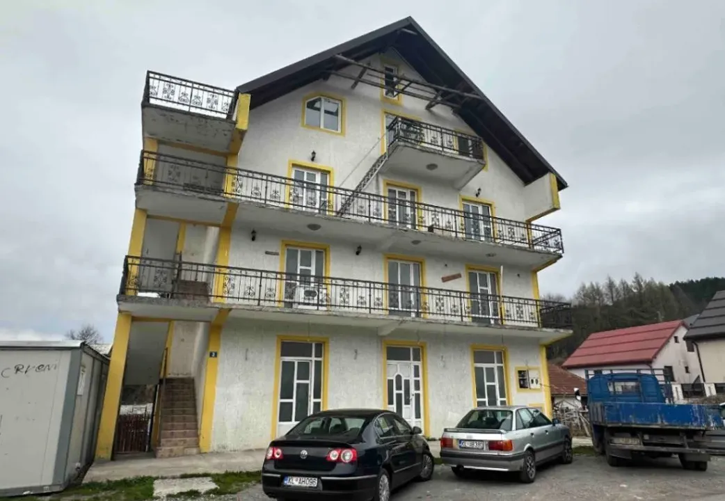 Prodaja, kuća, 545m², Centar, Kolašin