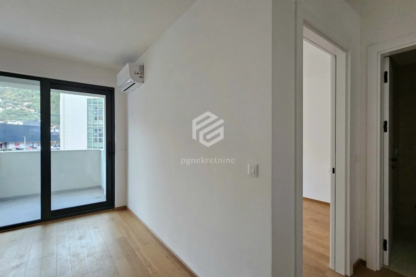 Prodaja, jednosoban stan, 43m², Rozino, Budva