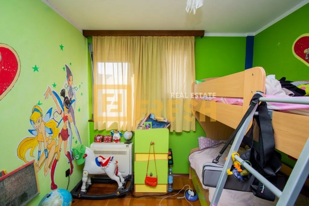 Prodaja, četvorosoban stan, 139m², Momišići, Podgorica