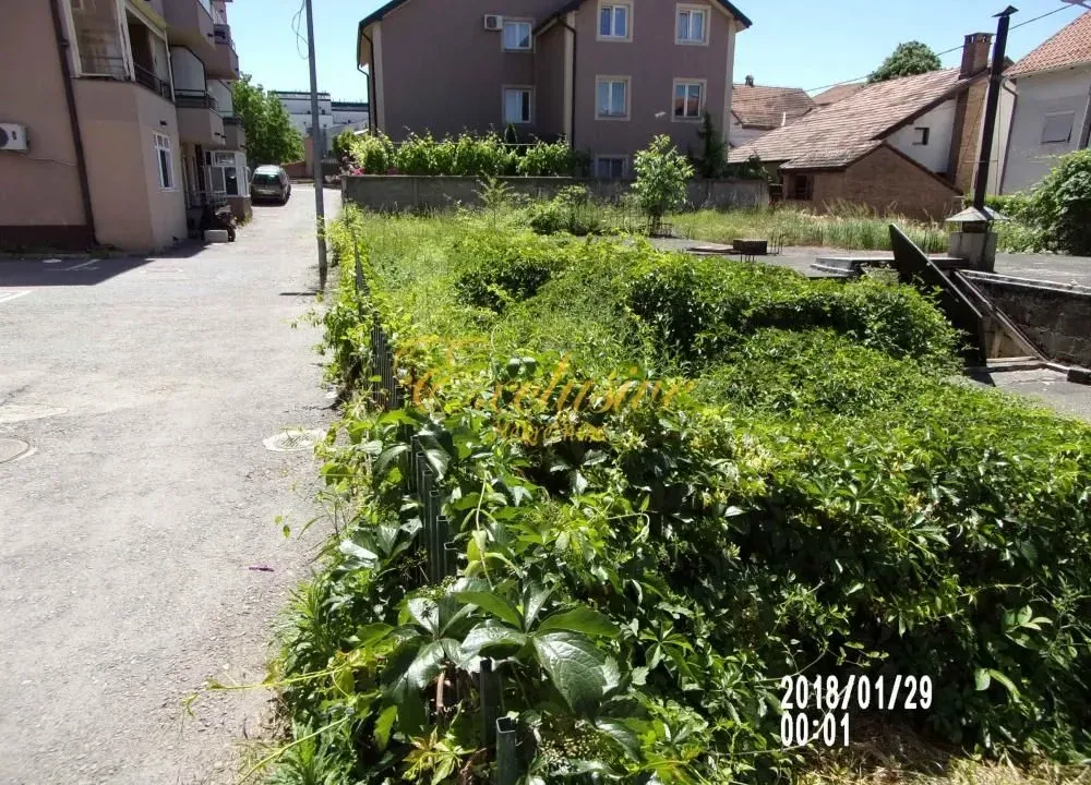 Prodaja, plac, 400m², Zvezdara Sve Podlokacije, Beograd