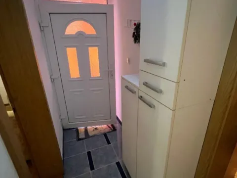 Rent, two bedroom apartment, 65m², Šušanj, Bar - image 10