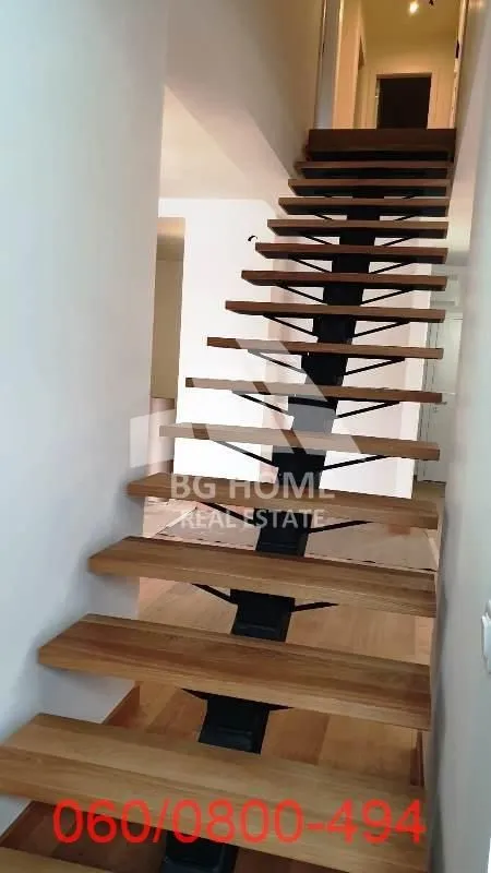 Prodaja, četvorosoban stan, 144m², Vračar Hram, Vračar Sve Podlokacije
