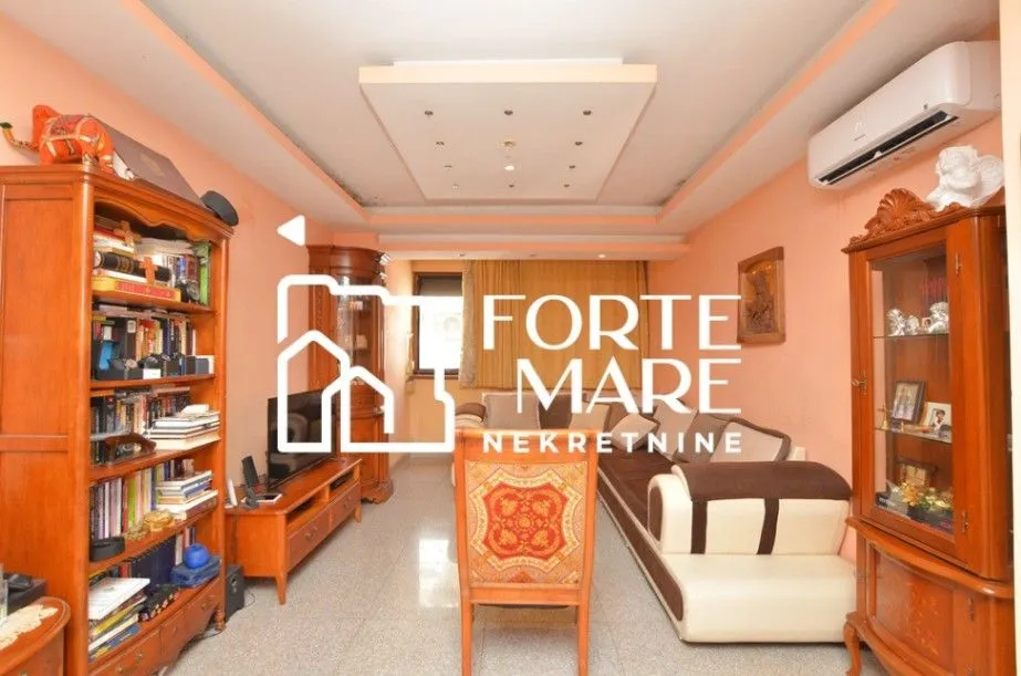 Prodaja, dvosoban stan, 77m², Igalo, Herceg Novi