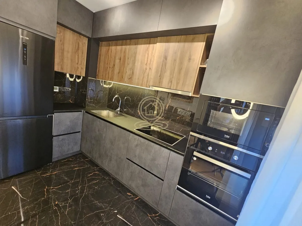 Izdavanje, trosoban stan, 75m², Lekino Brdo, Voždovac Sve Podlokacije