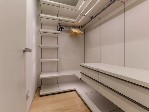 Prodaja, dvosoban stan, 179m², Budva, Crna Gora - image 7