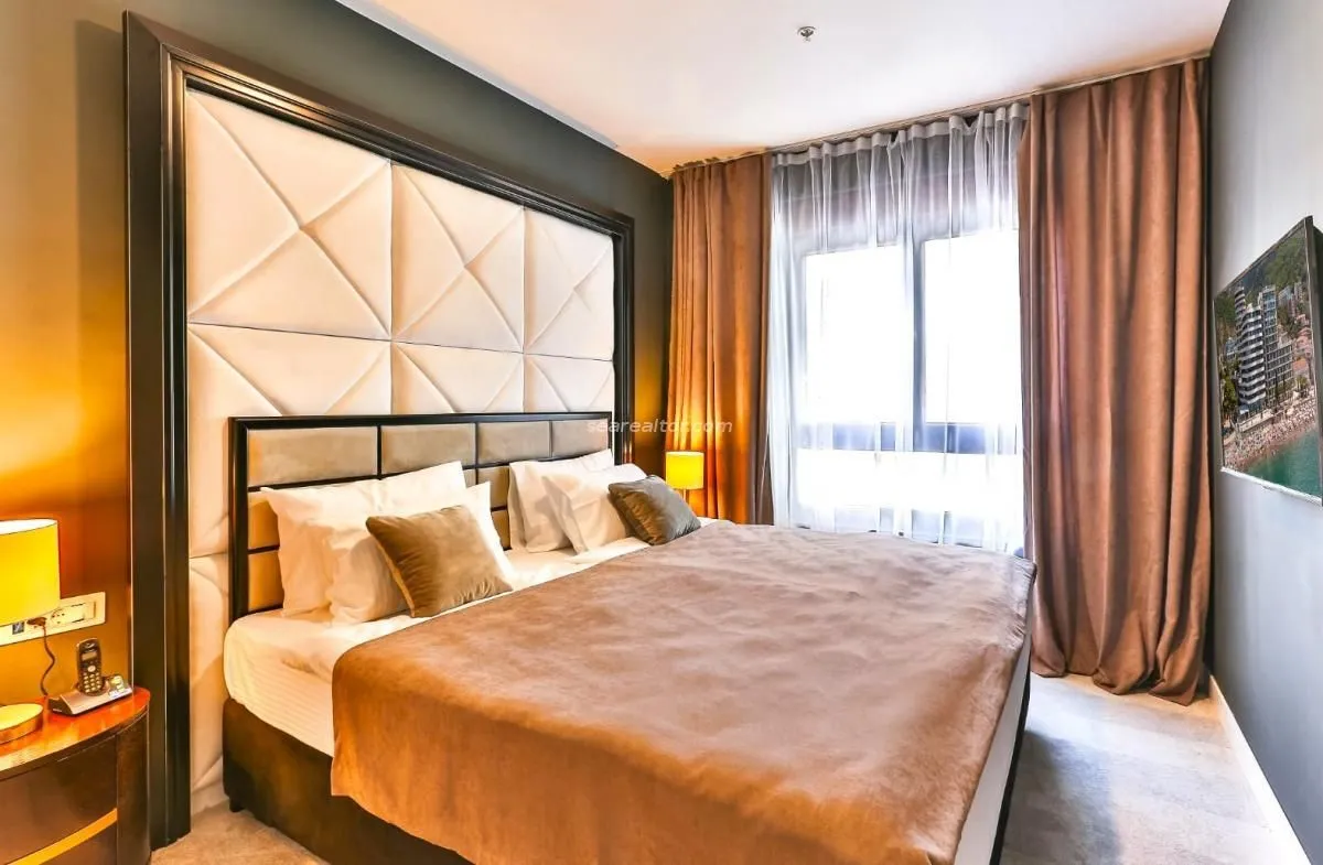 Rent, one bedroom apartment, 55m², Bečići, Budva