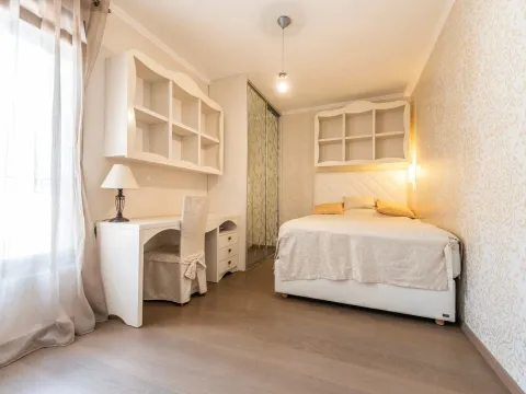 Prodaja, trosoban stan, 215m², Centar, Budva - image 22